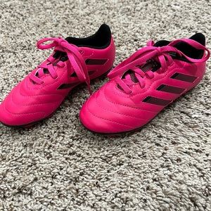 Girls soccer cleats